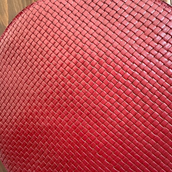 GORGEOUS RICH RED 11-1/2" ROUND LEATHER BAG (MADE TO MEASURE IN ITALY) - Picture 6 of 7